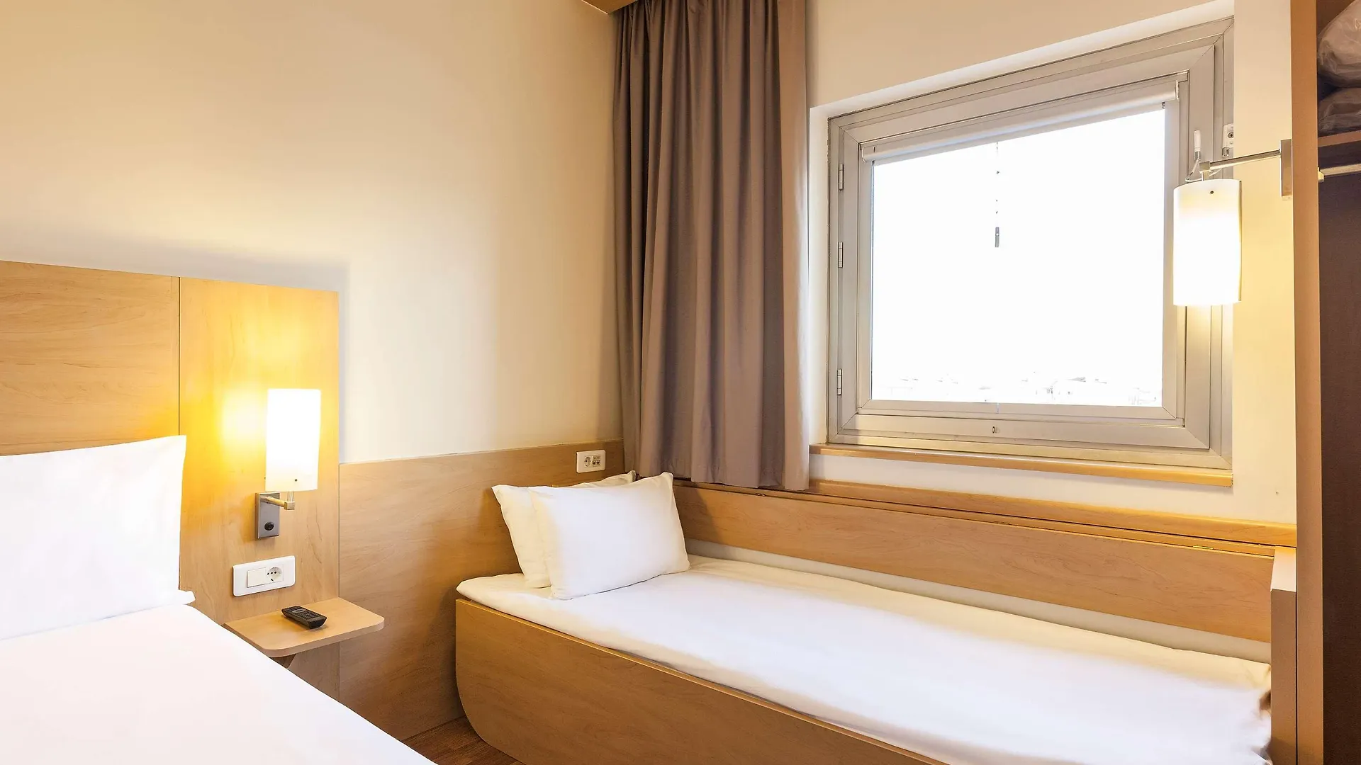 B&B Hotel Paris Nord 2 Cdg Aeroport Roissy-en-France 3*,